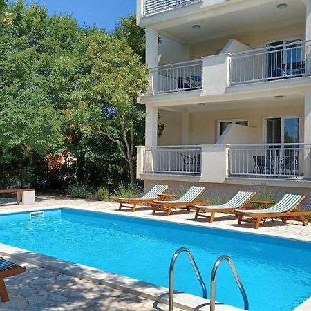 Apartmani Ivica Krk Town Kültér fotó