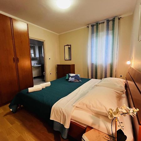 Apartmani Ivica Krk Town Kültér fotó