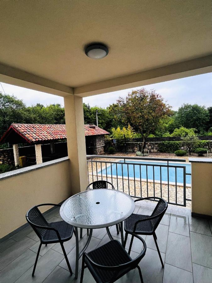 Apartmani Ivica Krk Town Kültér fotó