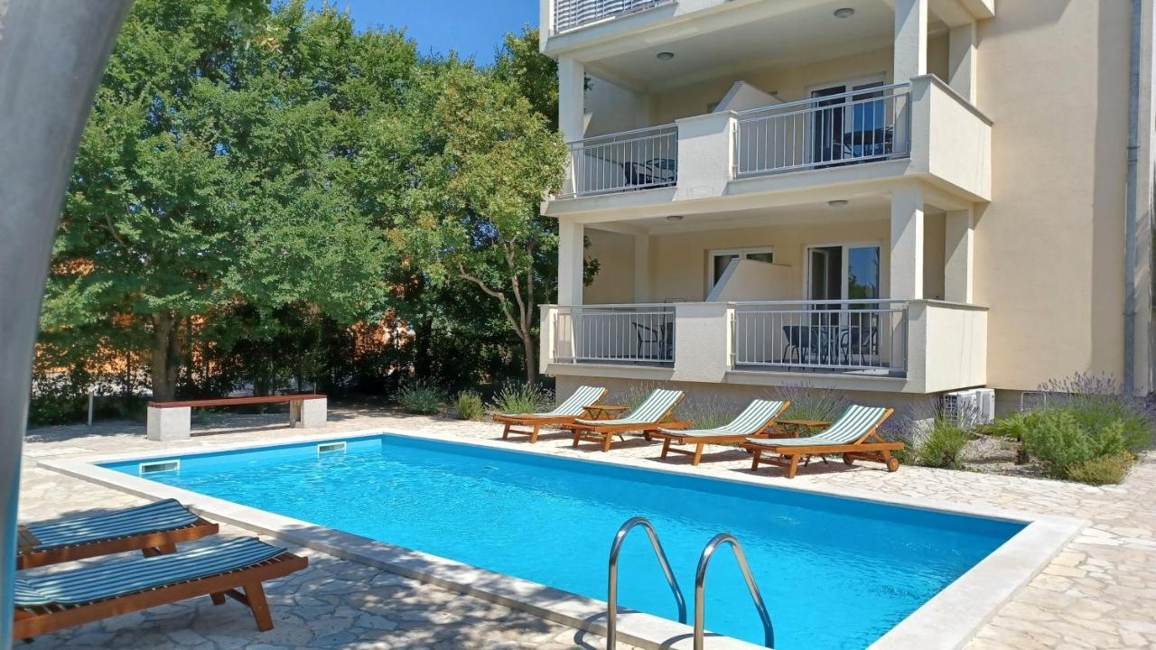 Apartmani Ivica Krk Town Kültér fotó