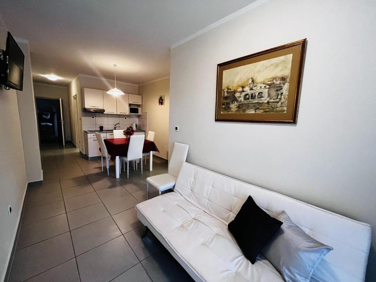 Apartmani Ivica Krk Town Kültér fotó