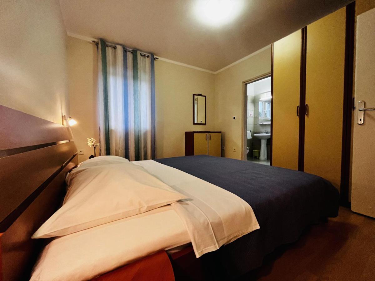 Apartmani Ivica Krk Town Kültér fotó