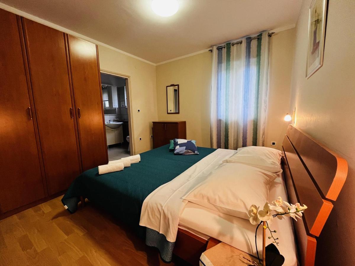 Apartmani Ivica Krk Town Kültér fotó