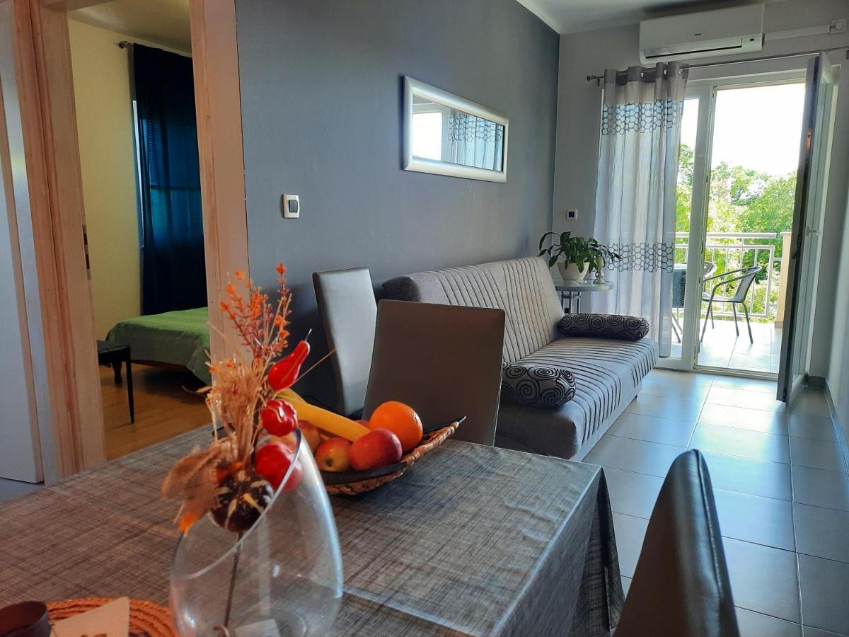 Apartmani Ivica Krk Town Kültér fotó
