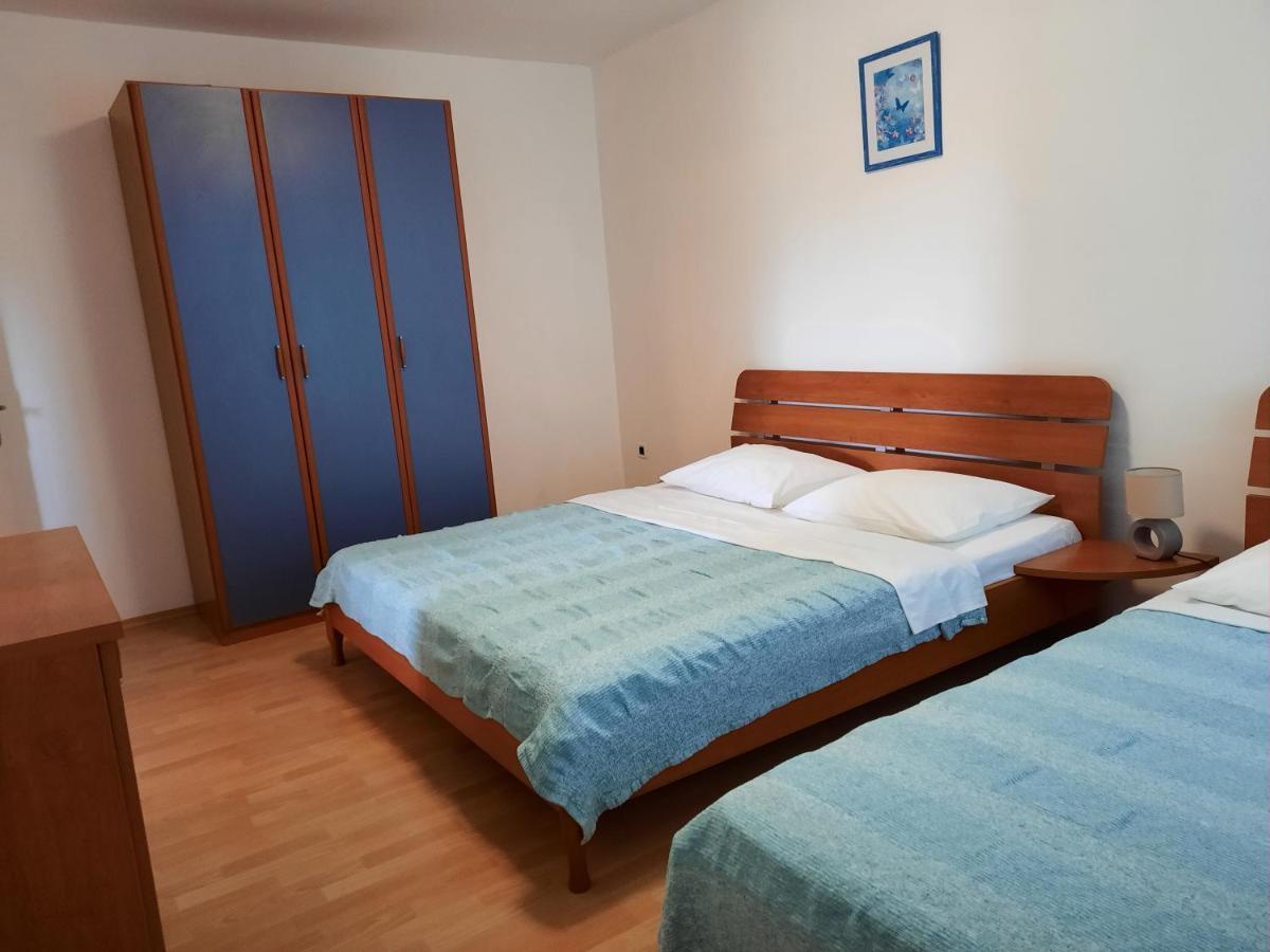 Apartmani Ivica Krk Town Kültér fotó