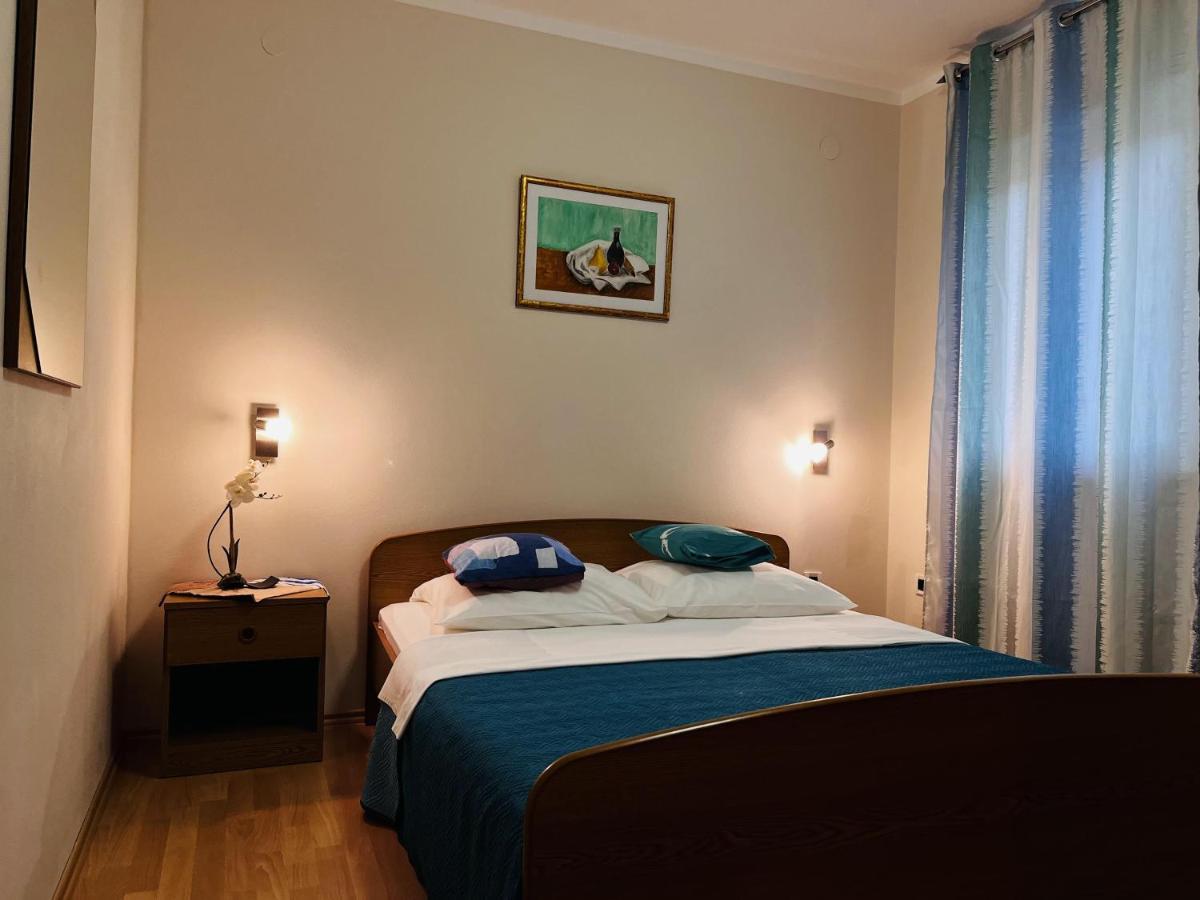 Apartmani Ivica Krk Town Kültér fotó