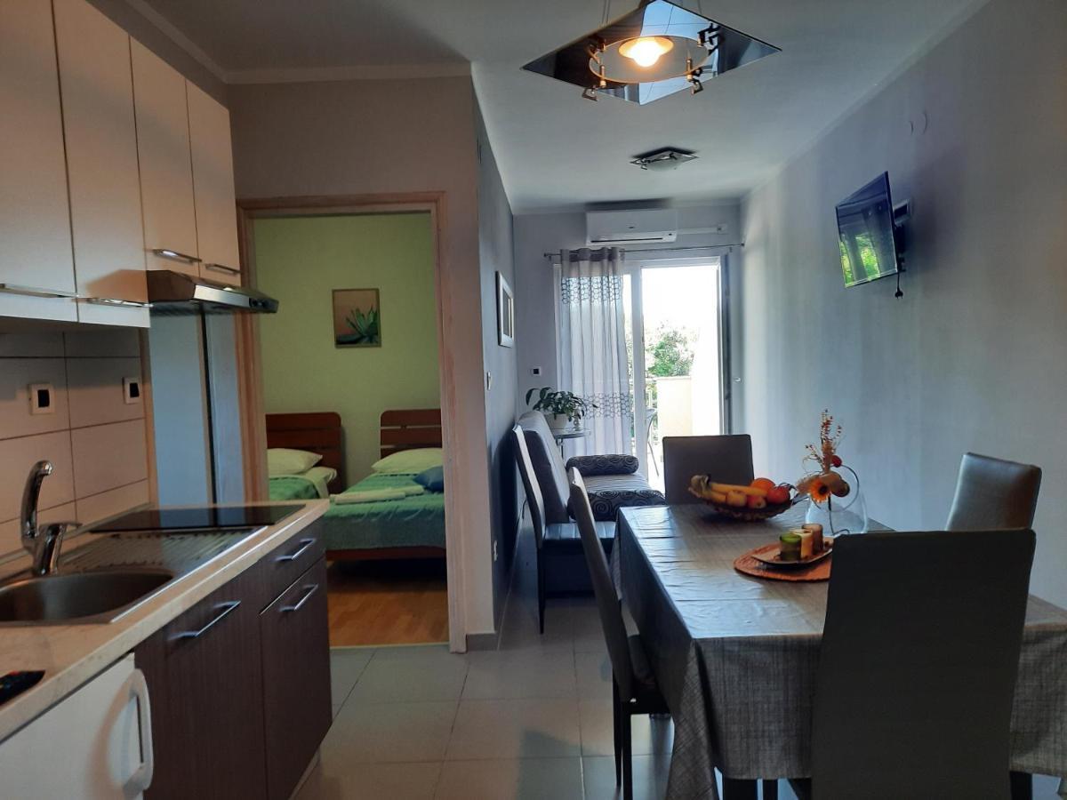 Apartmani Ivica Krk Town Kültér fotó